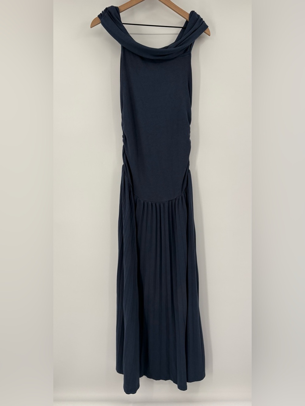 Lioness Field of Dreams Off-Shoulder Ruched Maxi Dress Navy Blue Size L - Picture 7 of 14